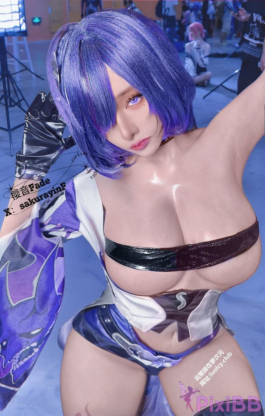 Cosplayer sakurayinF Yingyin Fade Top Big Boobs Welfare Girl PixiBB.COM 381