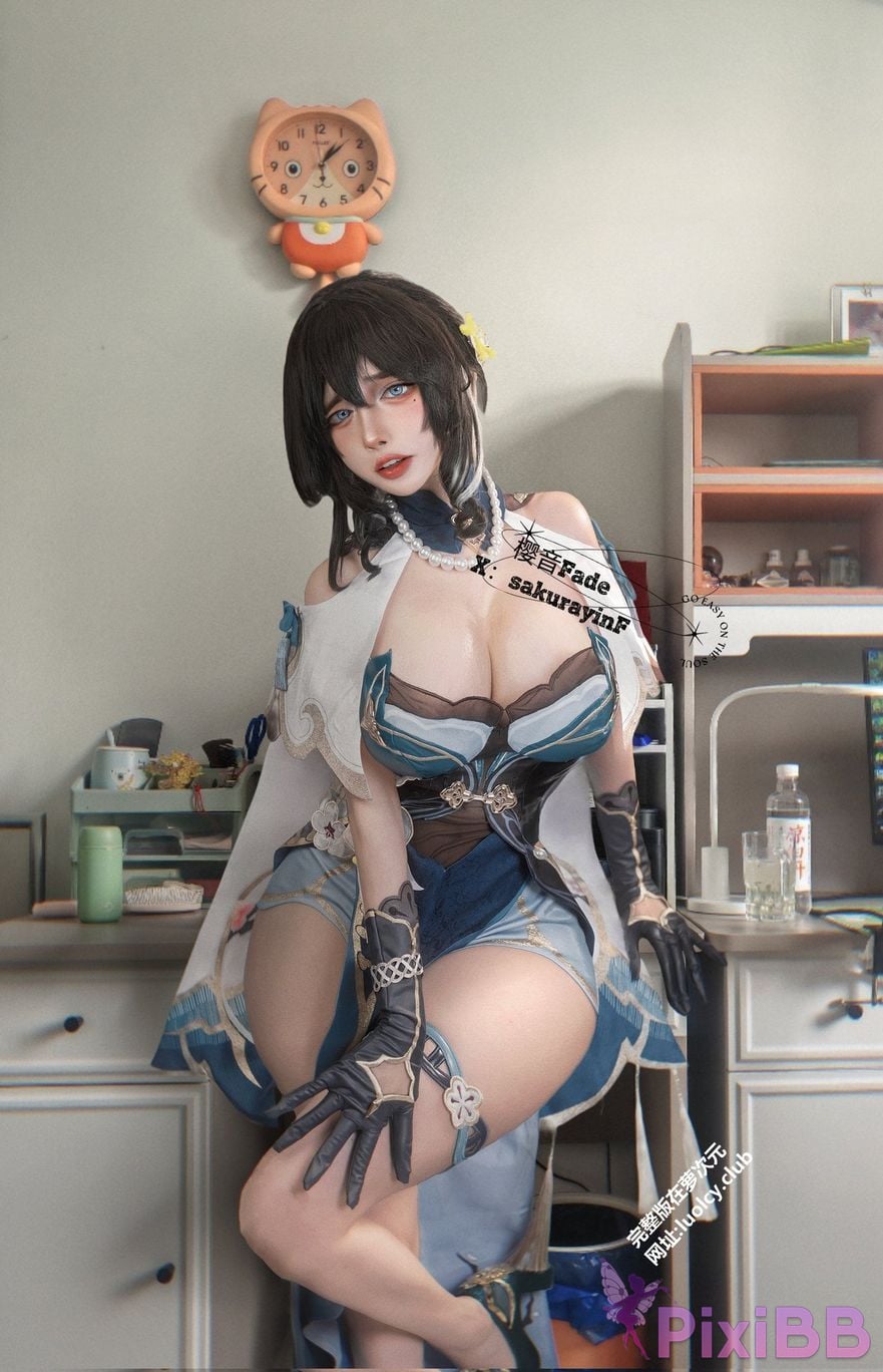 Cosplayer sakurayinF Yingyin Fade Top Big Boobs Welfare Girl PixiBB.COM 433