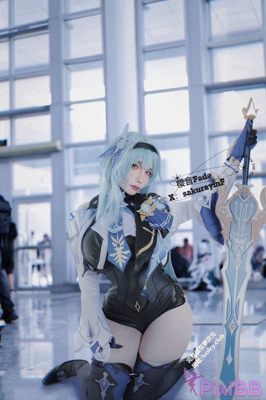 Cosplayer sakurayinF Yingyin Fade Top Big Boobs Welfare Girl PixiBB.COM 460