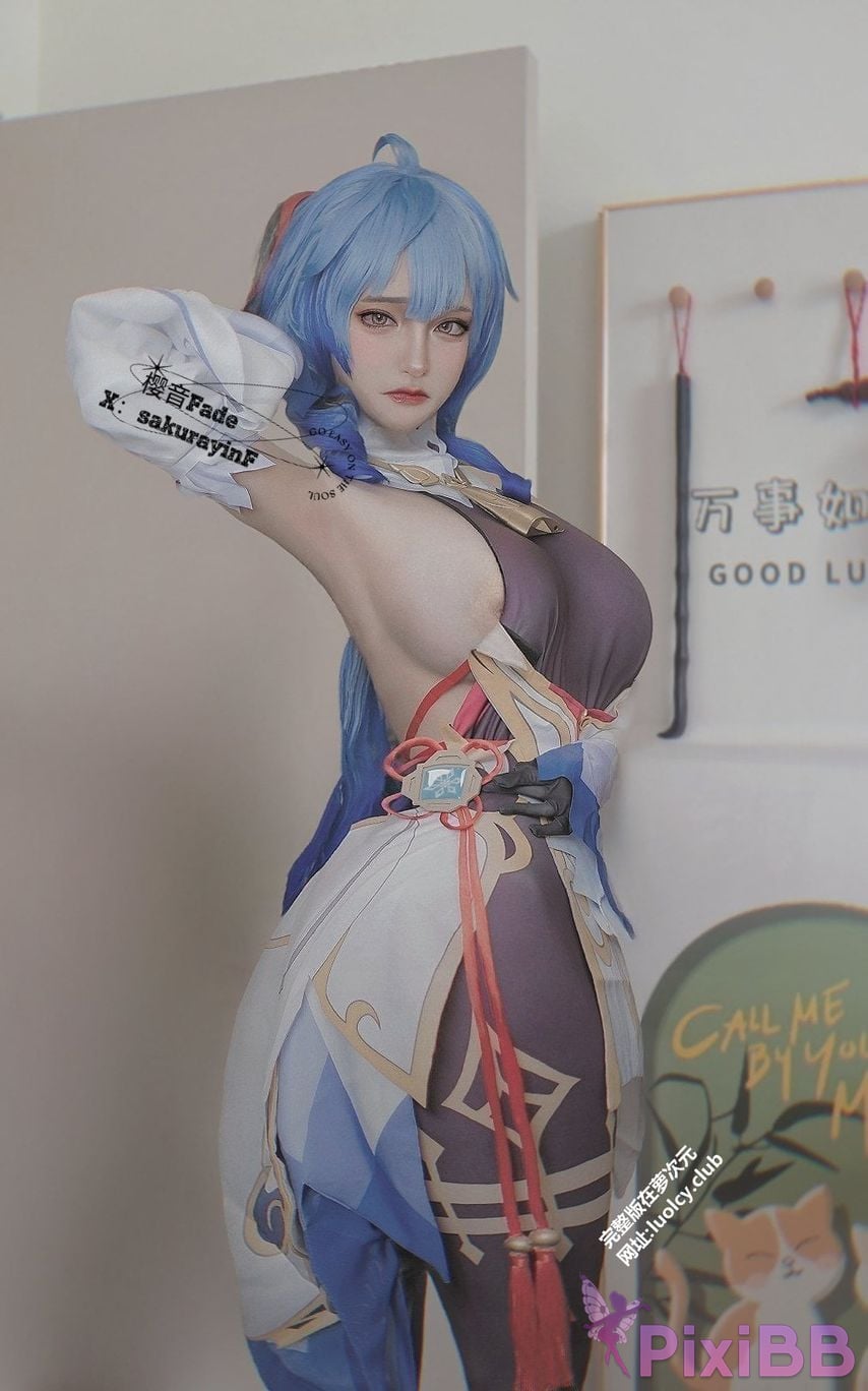 Cosplayer sakurayinF Yingyin Fade Top Big Boobs Welfare Girl PixiBB.COM 486