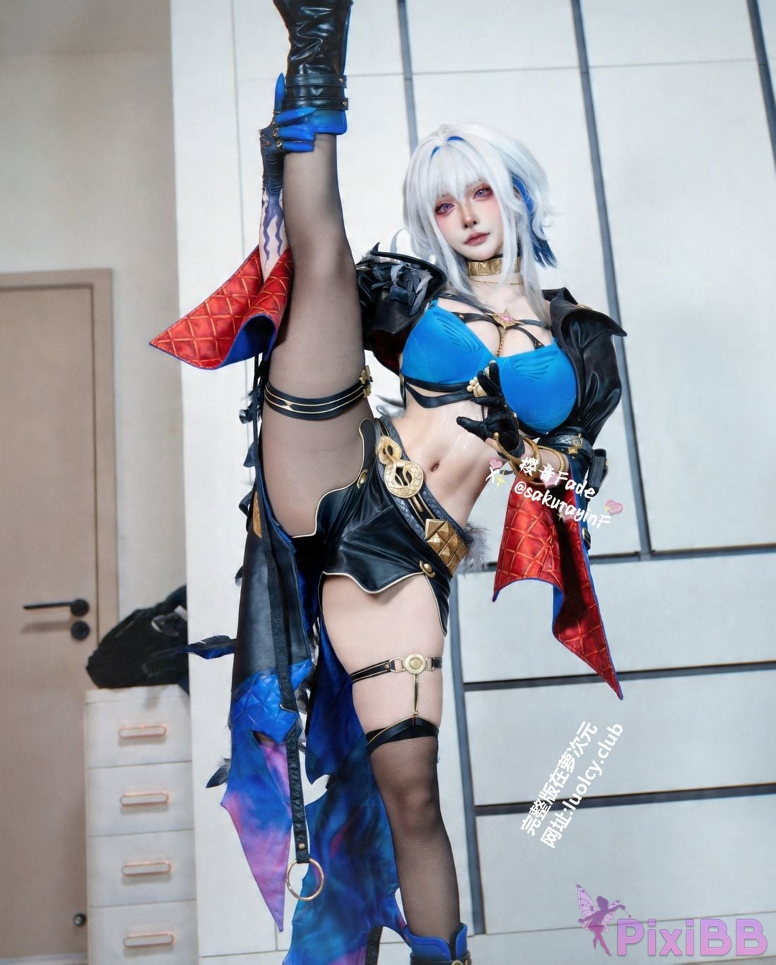 Cosplayer sakurayinF Yingyin Fade Top Big Boobs Welfare Girl PixiBB.COM 731