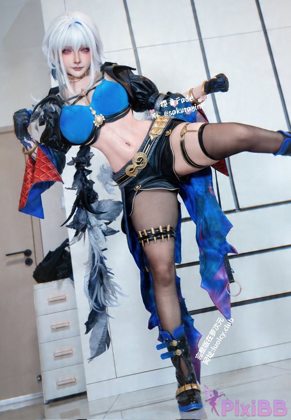 Cosplayer sakurayinF Yingyin Fade Top Big Boobs Welfare Girl PixiBB.COM 741