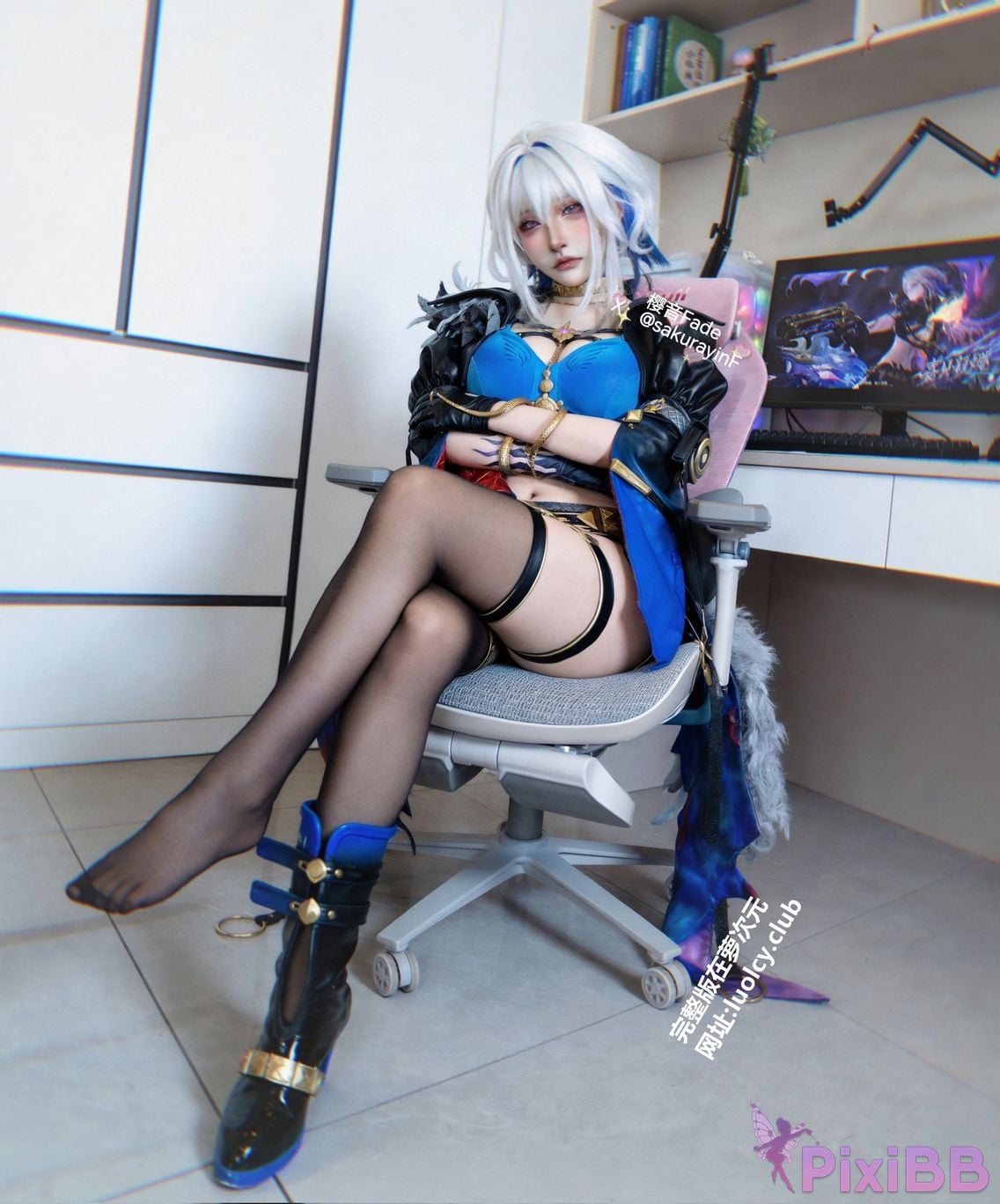 Cosplayer sakurayinF Yingyin Fade Top Big Boobs Welfare Girl PixiBB.COM 761