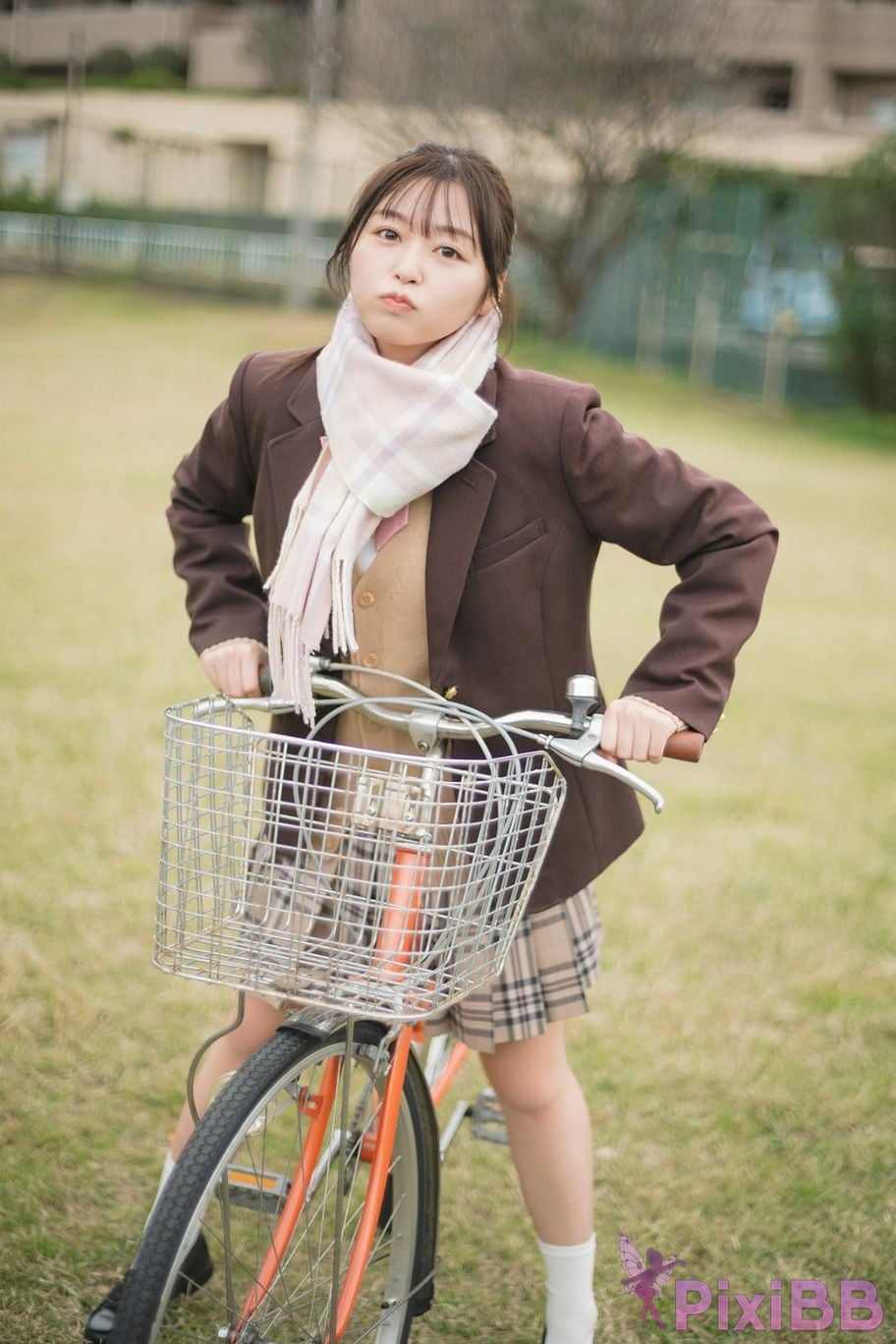 Japanese Idol An Yamamoto Expanded version Complete 50P Yanmaga Other YM2024 Year 11 Issue unreleased cut digital photo book PixiBB.COM 002