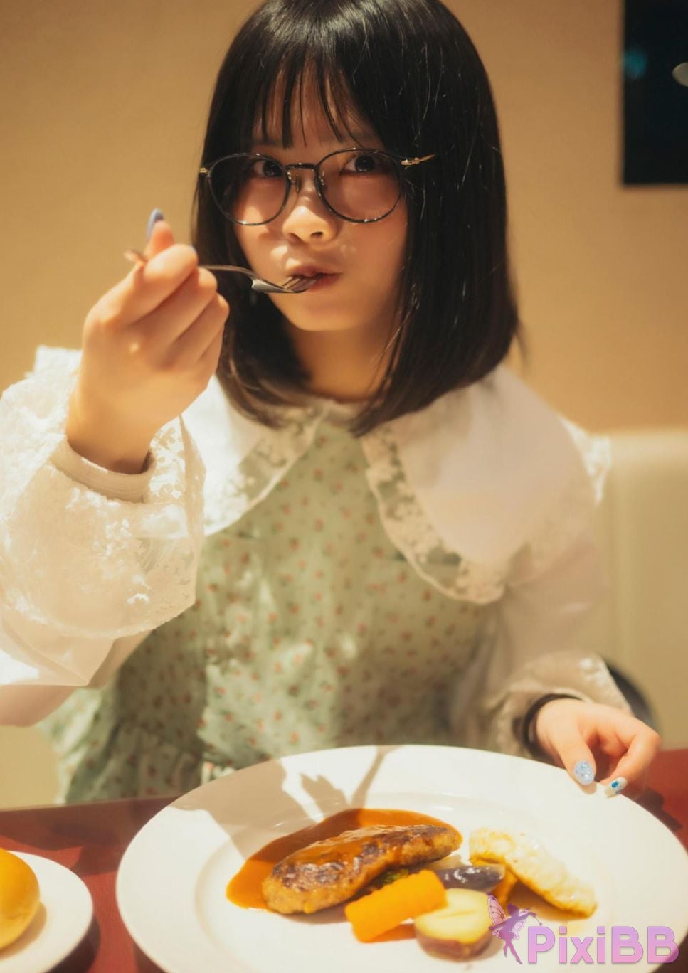 Japanese Idol Mame Daifuku Mamedaifuku Im an adult Okay right photo collection Wunder Publishing House PixiBB.COM 172