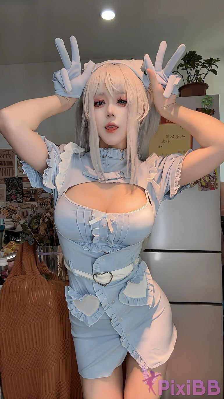 Cosplayer Nine words Physiotherapy room PixiBB.COM 006