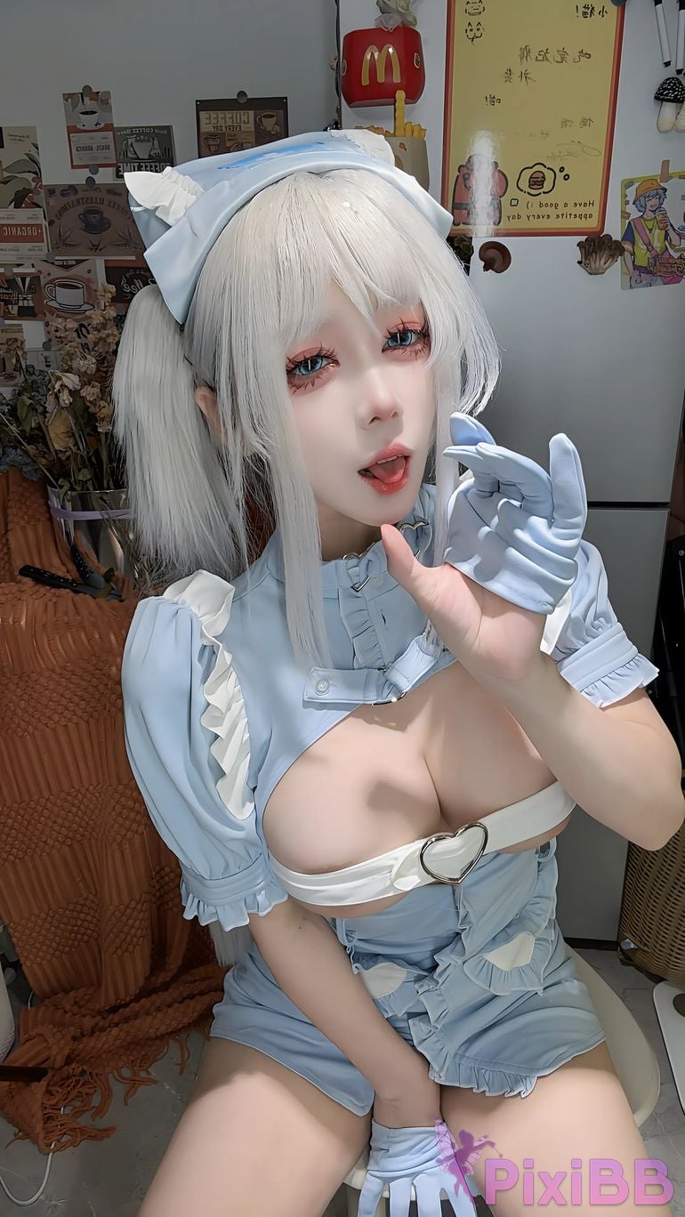Cosplayer Nine words Physiotherapy room PixiBB.COM 021
