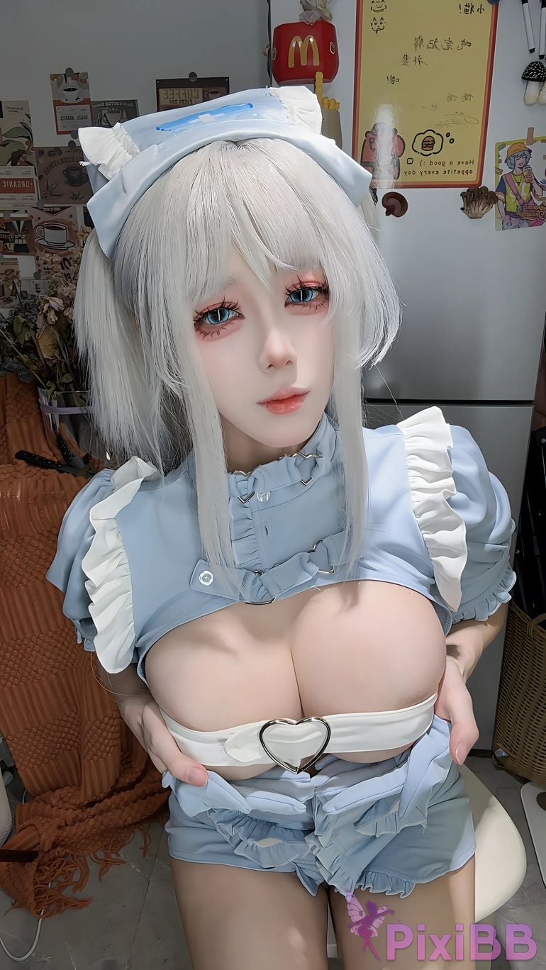 Cosplayer Nine words Physiotherapy room PixiBB.COM 022