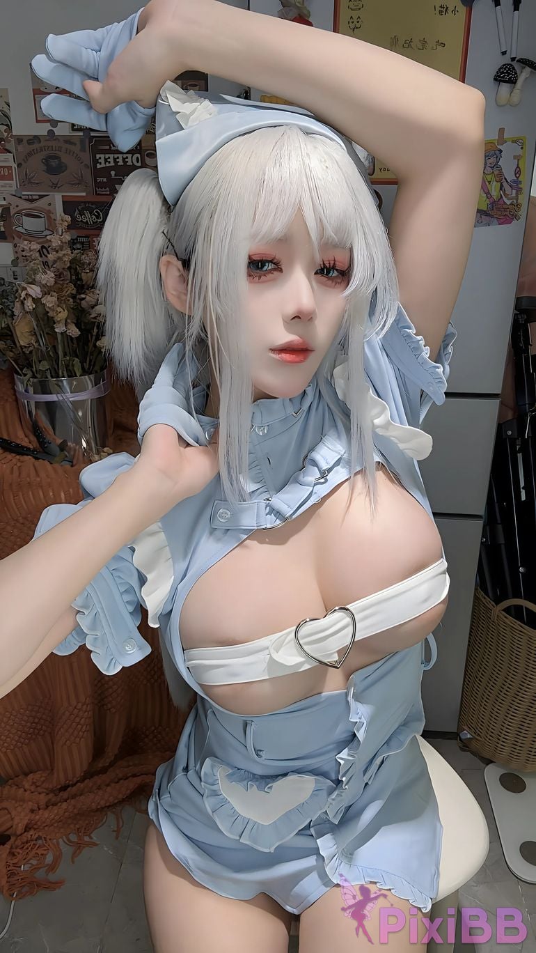 Cosplayer Nine words Physiotherapy room PixiBB.COM 026