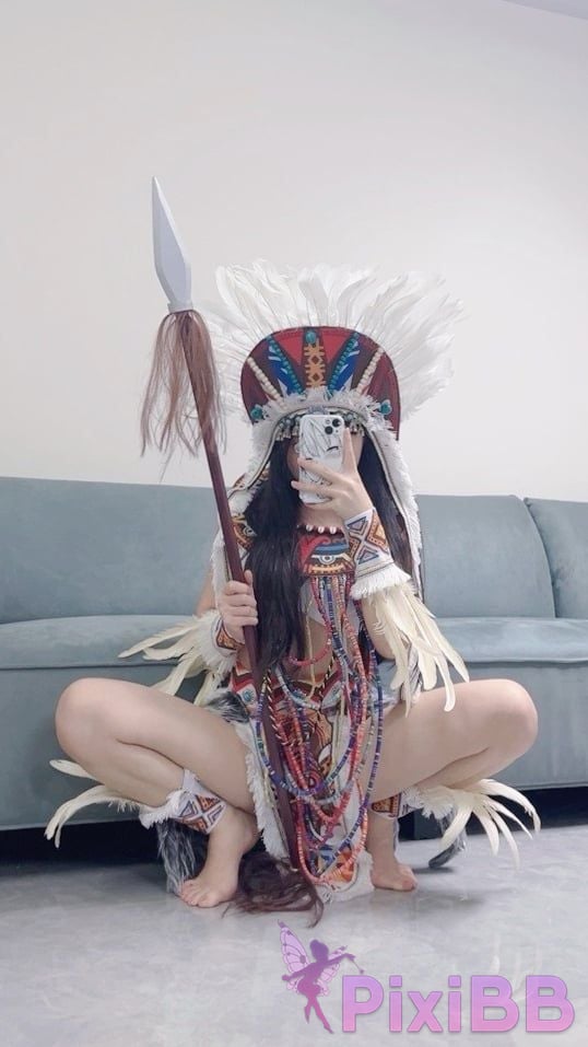 Cosplayer Bangni Bonnie Soul of the Tribe Indian purple dragon PixiBB.COM 108.JPG