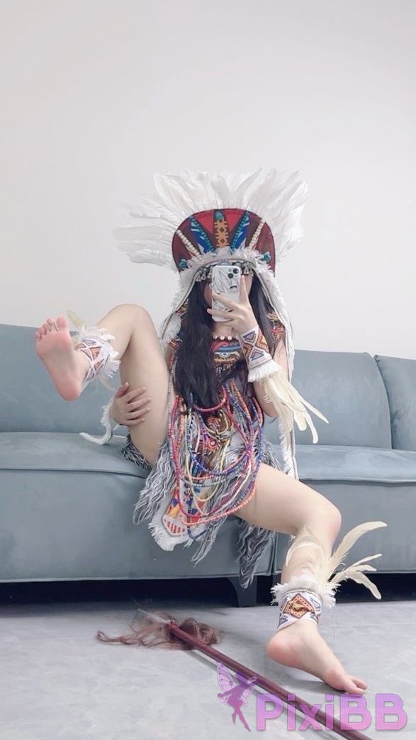 Cosplayer Bangni Bonnie Soul of the Tribe Indian purple dragon PixiBB.COM 112.JPG