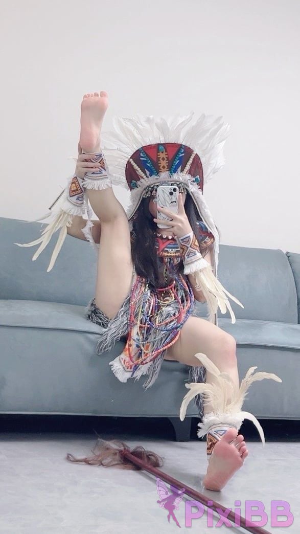 Cosplayer Bangni Bonnie Soul of the Tribe Indian purple dragon PixiBB.COM 113.JPG