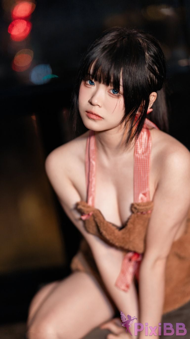 Cosplayer Tokuyama bear apron PixiBB.COM 020