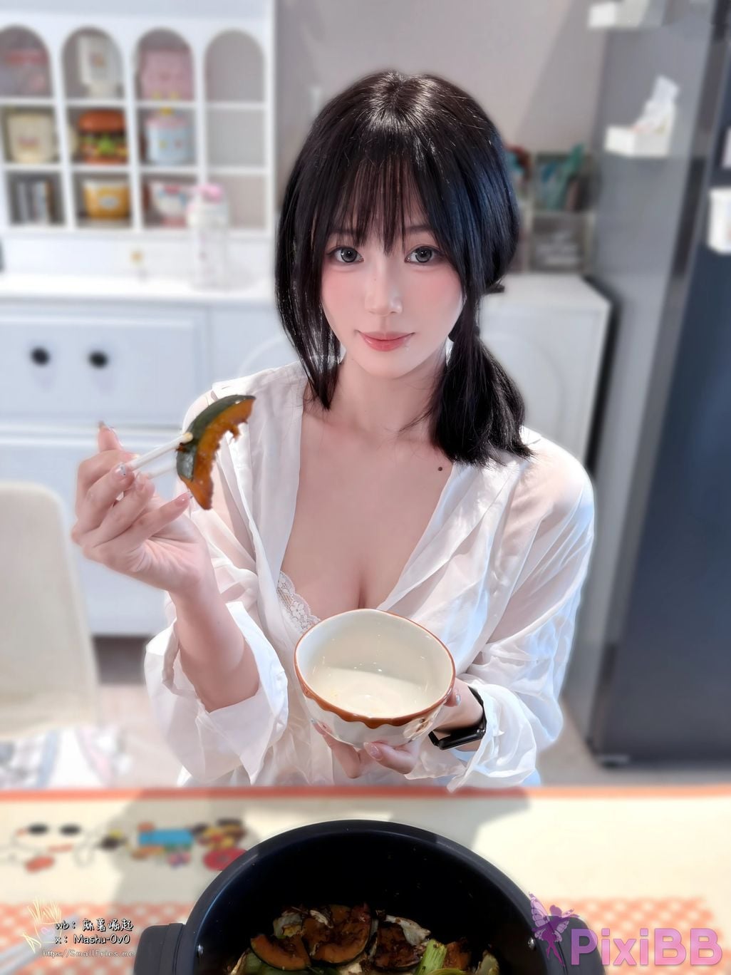Cosplayer Mochi is delicious 2026 Year 01 Moon shot casually PixiBB.COM 046
