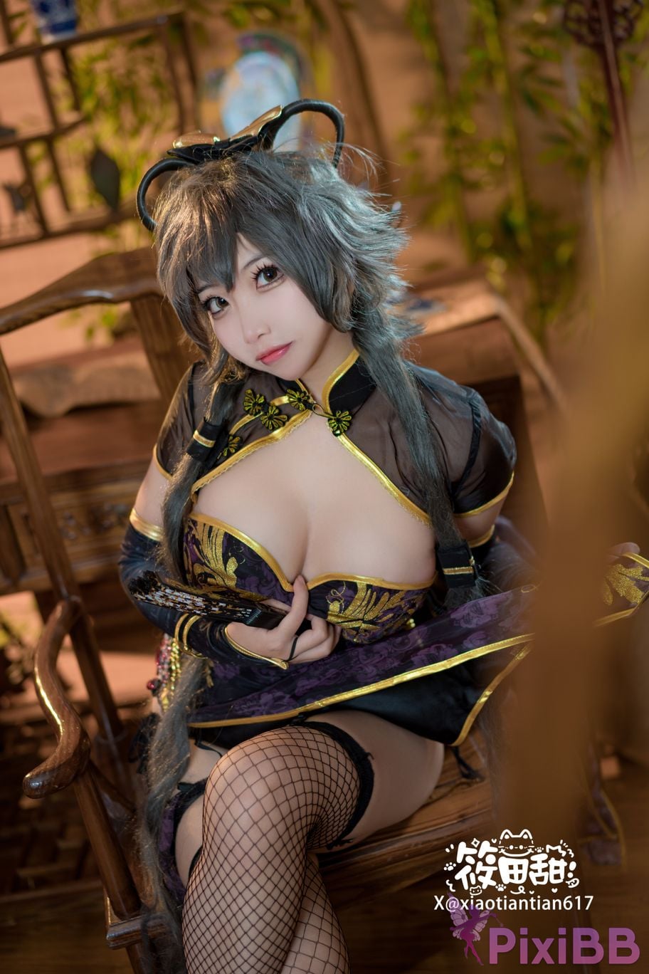 Cosplayer Vanilla Milk Meow Luo Tianyi Canary PixiBB.COM 019