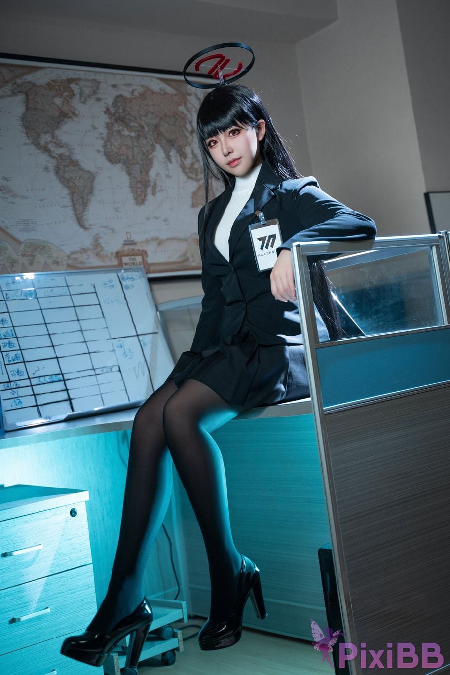 Cosplayer Husensen Blue Archive Rion Moon PixiBB.COM 033