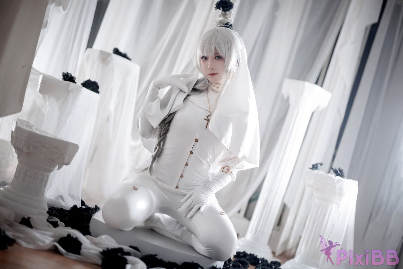 Cosplayer Sakura chan w pure white nun PixiBB.COM 017