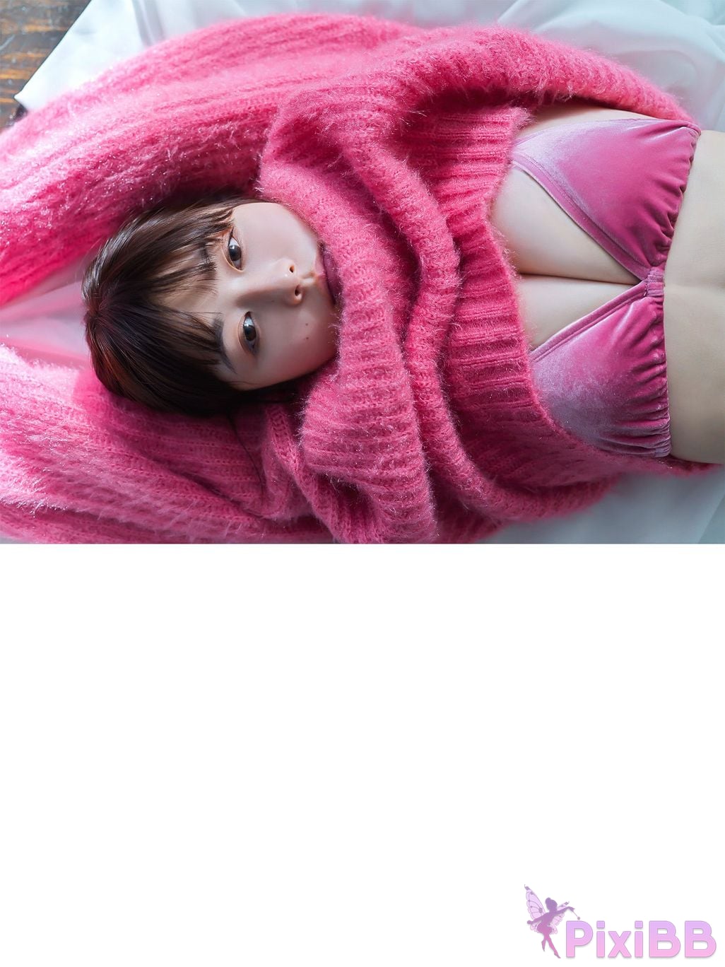 Japanese Idol Yuzuha Saeki digital photo book Unraveling in vermilion ENTAME36oC PixiBB.COM 036