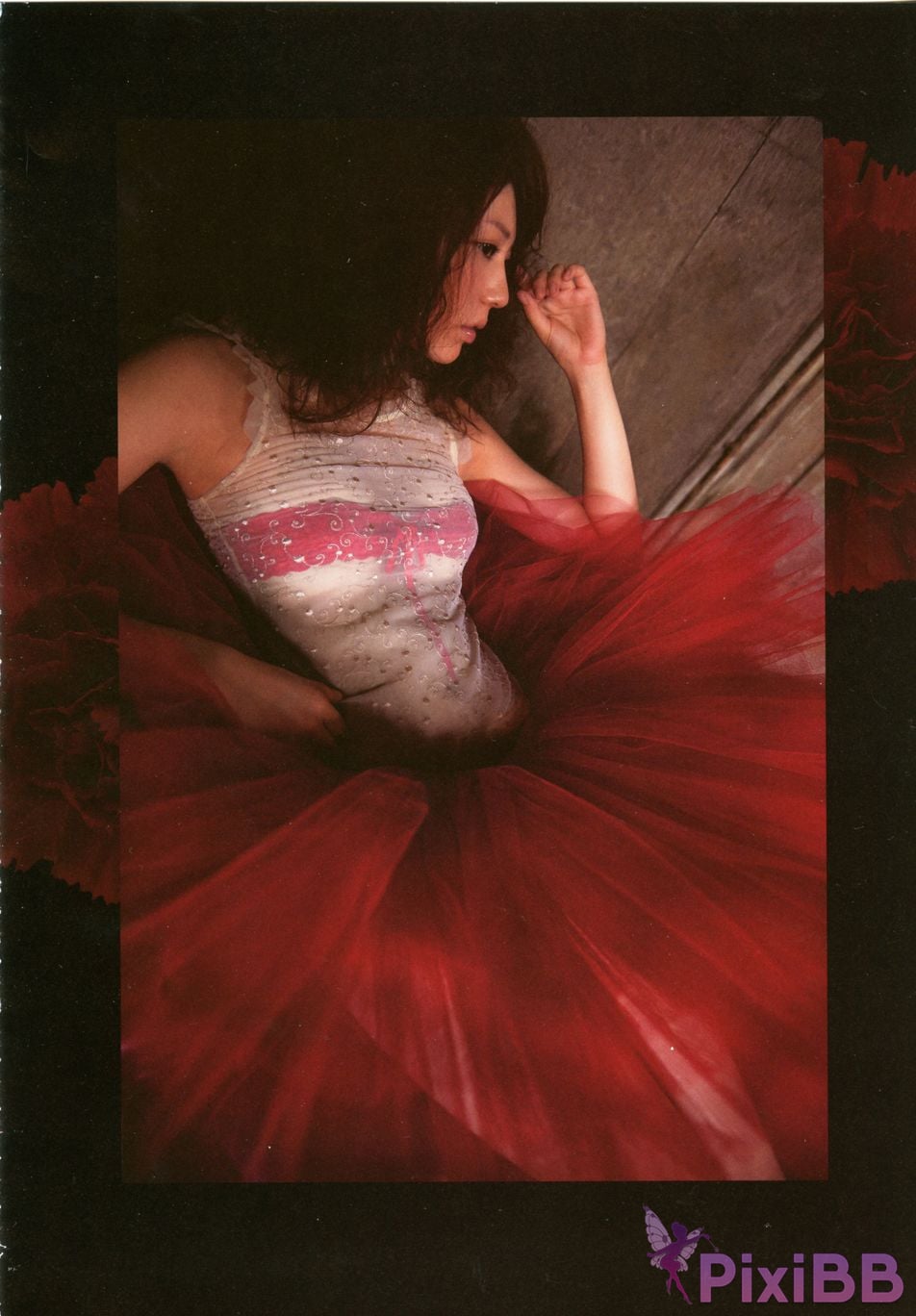 Japanese Idol Yuria Haga photo collection red x pink PixiBB.COM 029