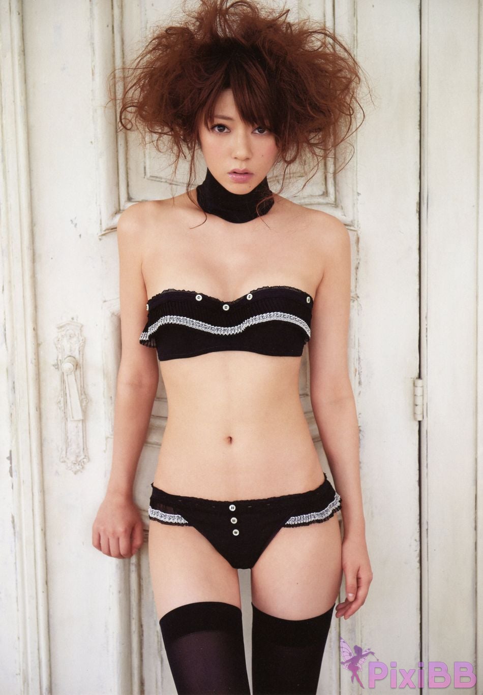 Japanese Idol Yuria Haga photo collection red x pink PixiBB.COM 046