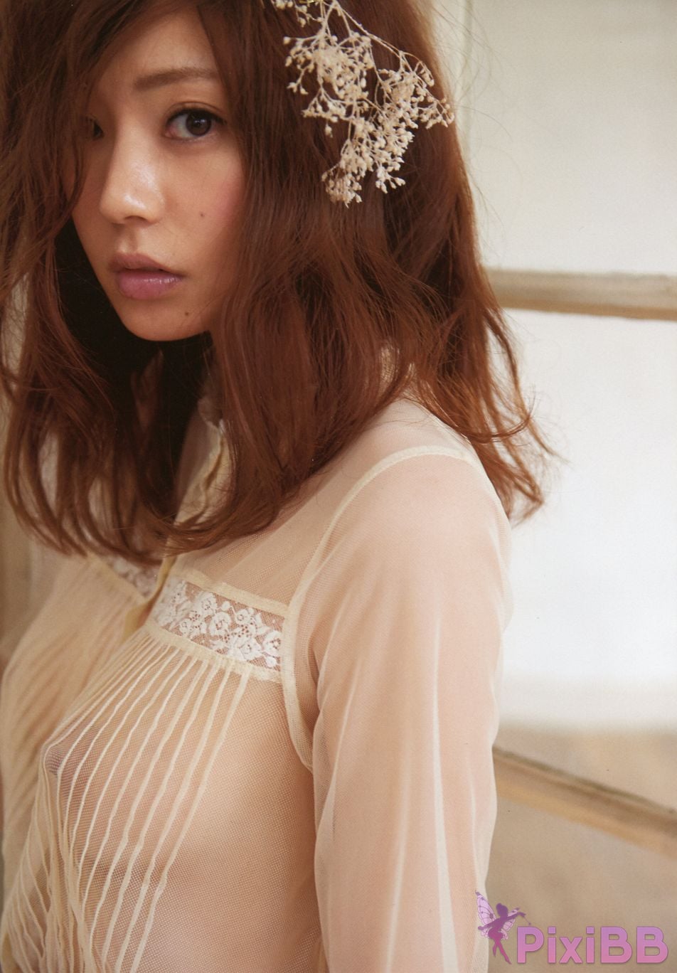 Japanese Idol Yuria Haga photo collection red x pink PixiBB.COM 051