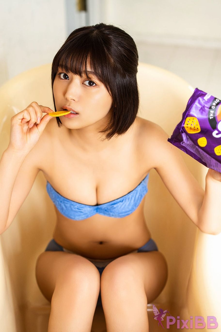 Japanese Idol Ruka Kitano FLASH digital photo book Invited by the waves PixiBB.COM 029