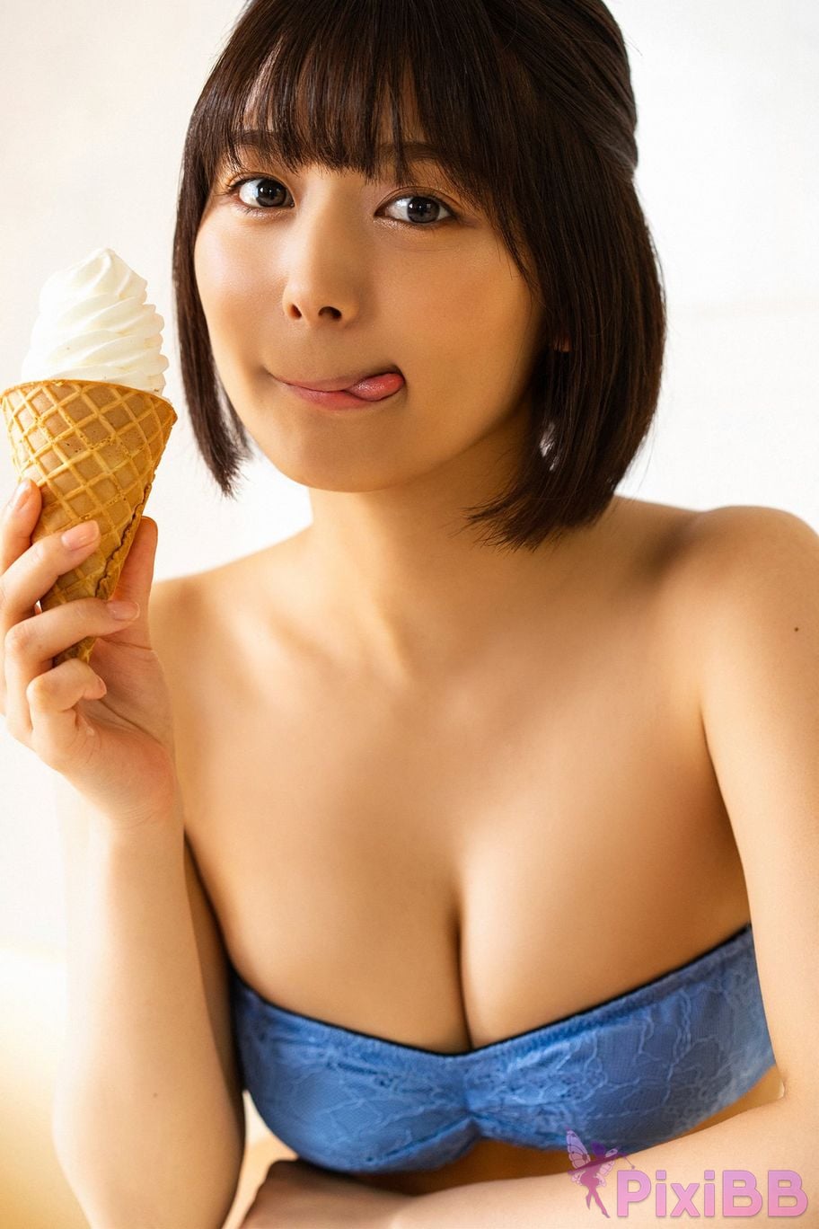 Japanese Idol Ruka Kitano FLASH digital photo book Invited by the waves PixiBB.COM 030