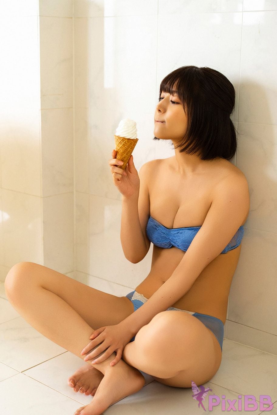 Japanese Idol Ruka Kitano FLASH digital photo book Invited by the waves PixiBB.COM 031