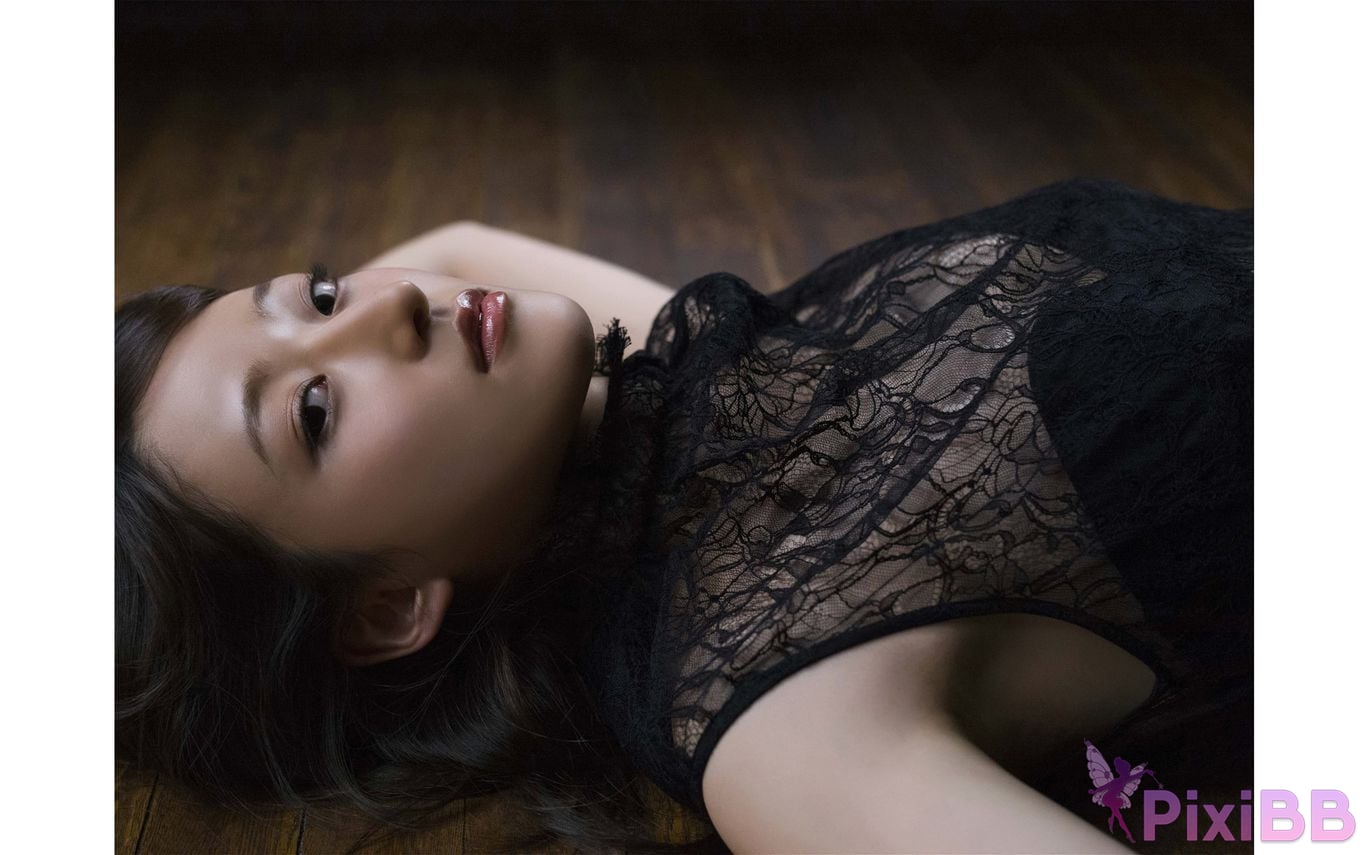 Japanese Idol Ami Yamazaki FRIDAY digital photo book Beautiful legs climax Vol.2 138 Full page version PixiBB.COM 033