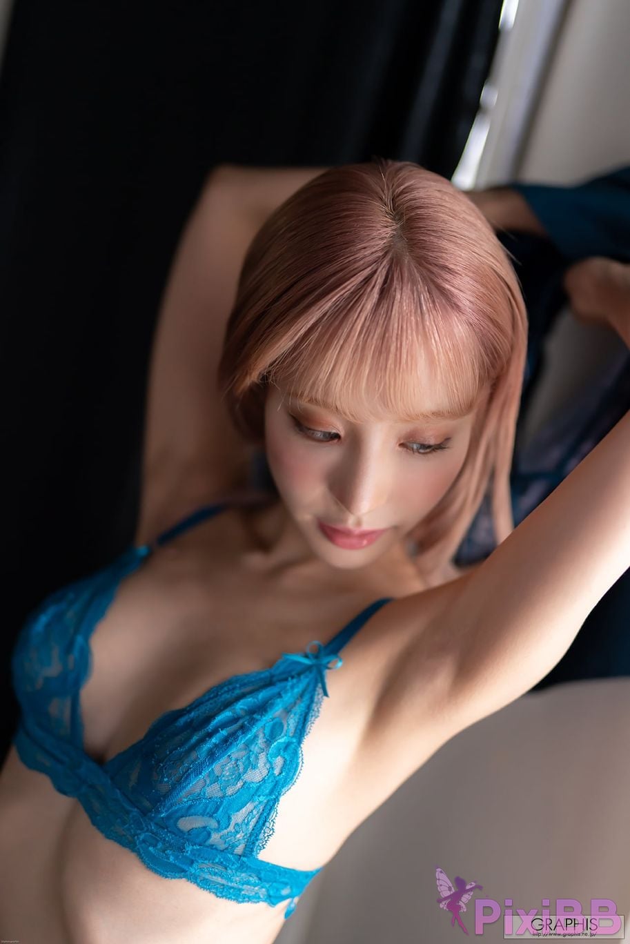 Japanese Idol Kana Momonogi I s i t M o m n g Graphis SUMMER SPECIAL 2020 Change PixiBB.COM 118